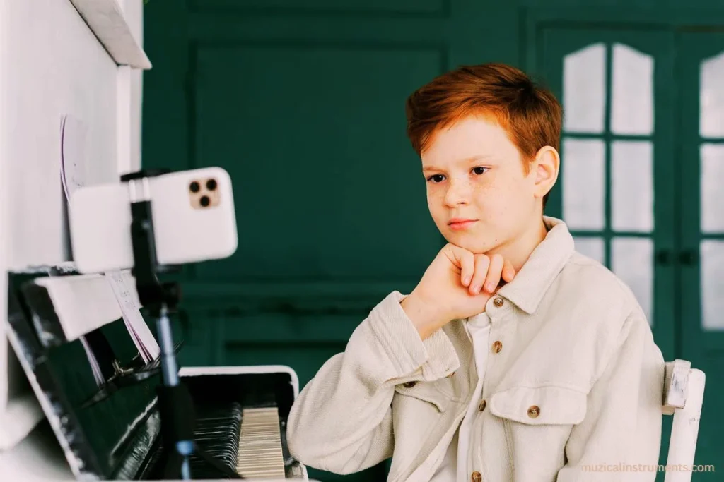 Online Piano Lessons, Online vs in-person piano lessons