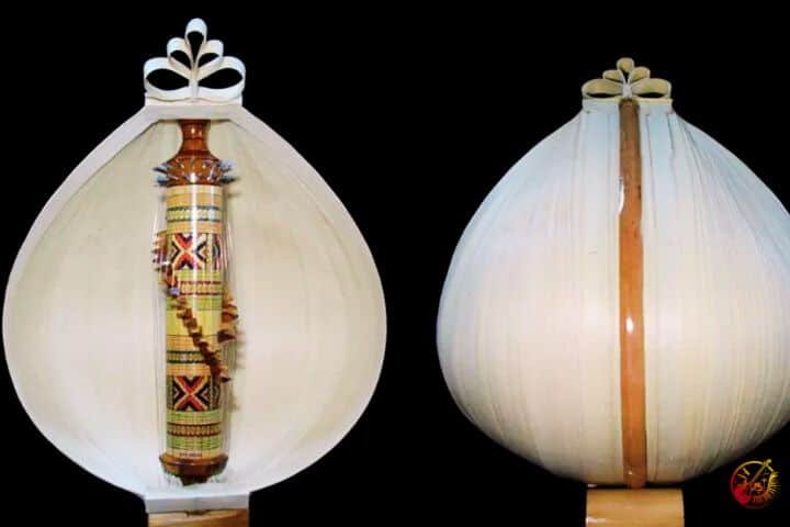Sasando the bamboo Harp from Indonesia