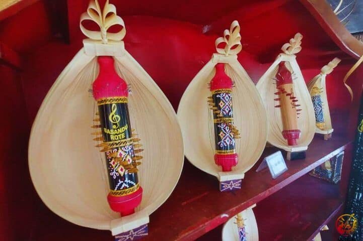 Sasando the bamboo Harp from Indonesia